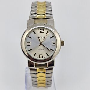 Decade Women's Watch 33MM Gray Dial Gray Gold Expandable Band 6.5" New Battery